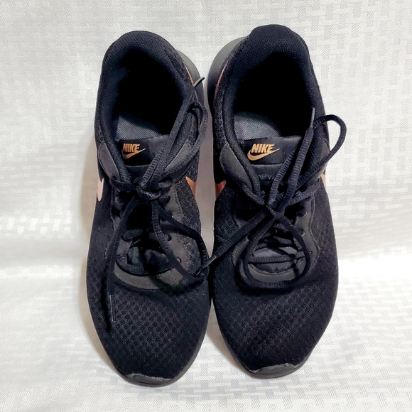Nike Tanjun Women Running Sneakers Black/Rose/Bronze/Gold/Metallic Size 9.5 - Picture 3 of 13
